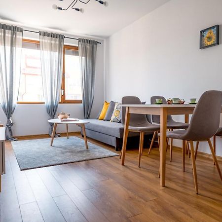 City View Apartment With 2 Bedrooms And Free Garage Μπλαγκόεβγκραντ Εξωτερικό φωτογραφία